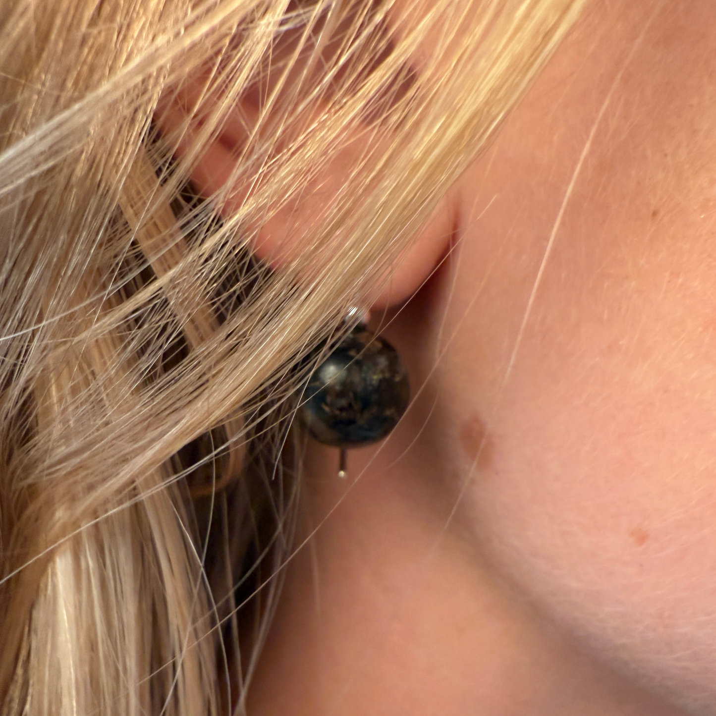 NO 1. Round - dark moss