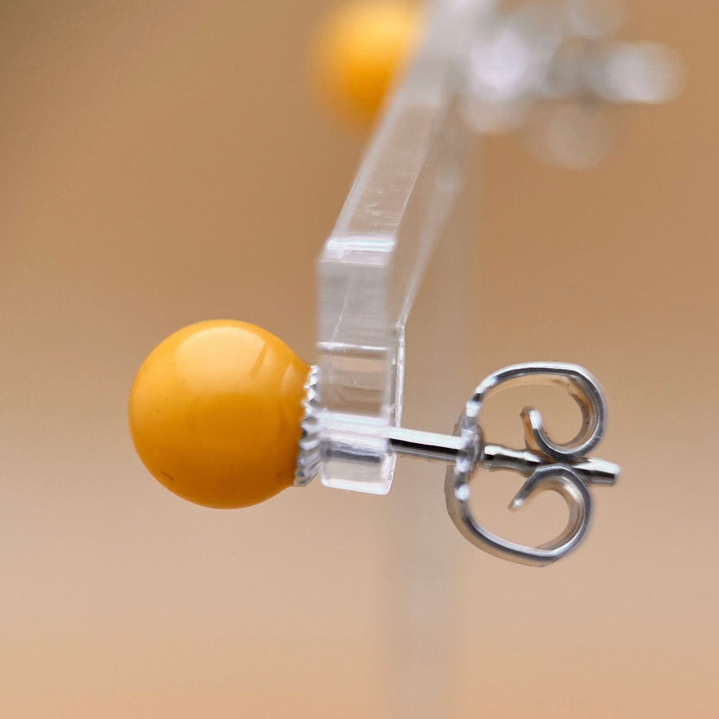 Round Earstick - milk