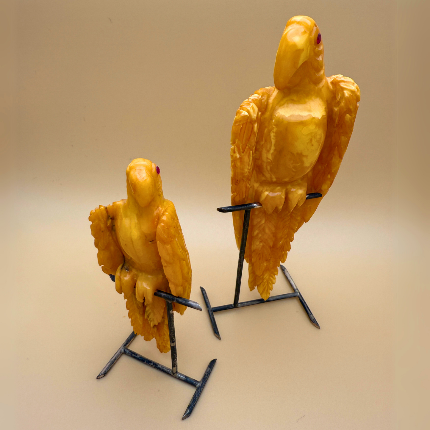 Annika - Papegøje ravfigur