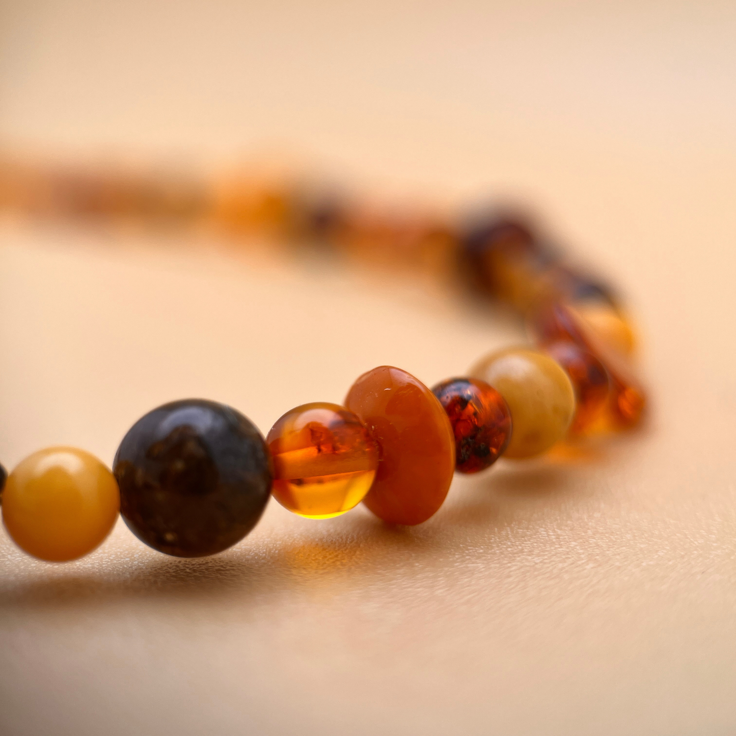 A45 Necklace Ⅰ - Pure Amber w. S-hook