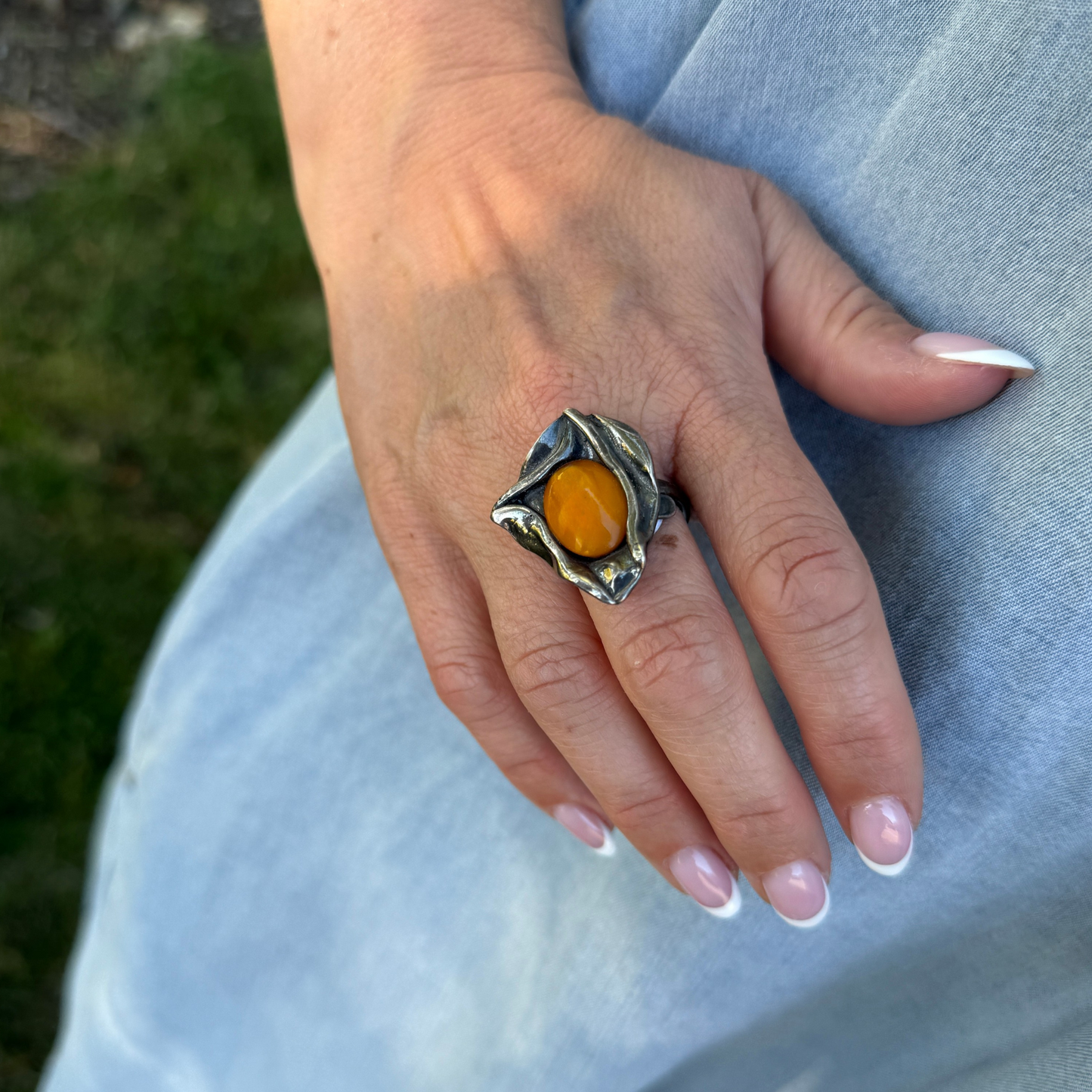 Wave Ring – No. 1 – Mælkeagtig Rav