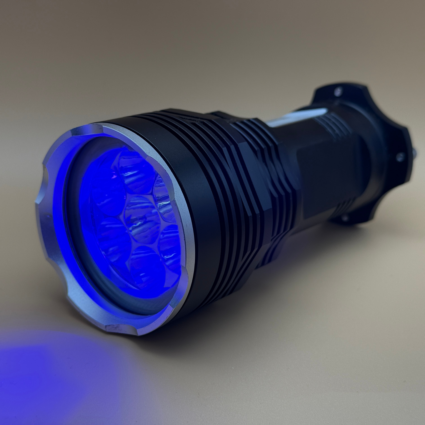 Amber Light - Bright Power 63W UV Flashlight