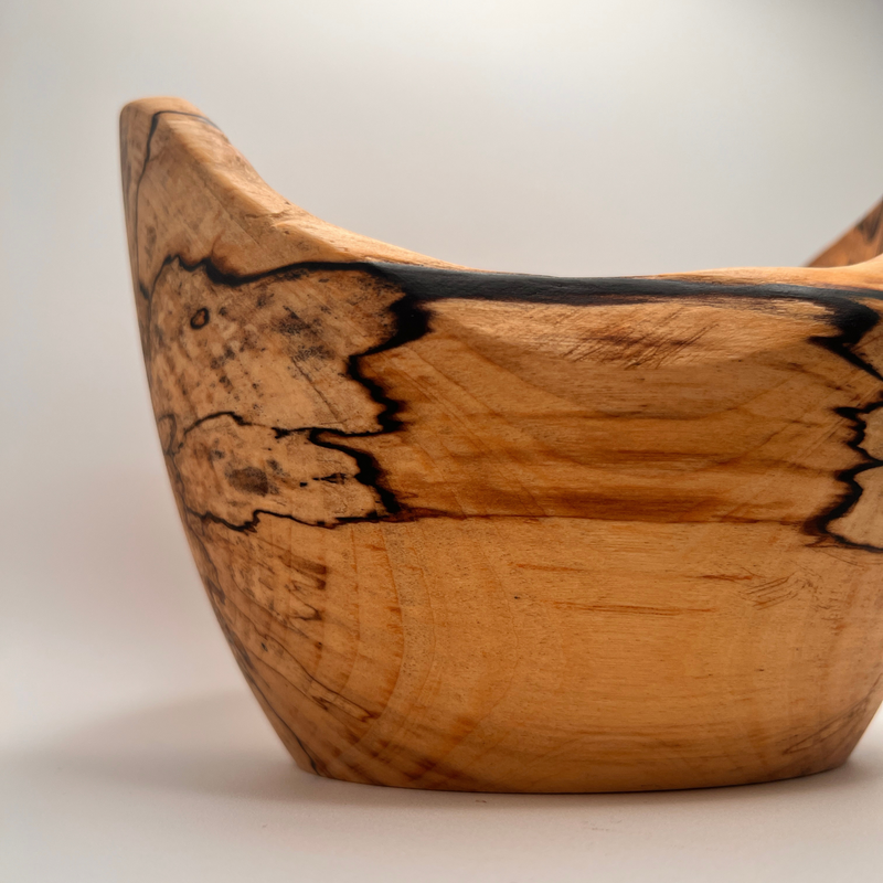 Bowl in spalted birch