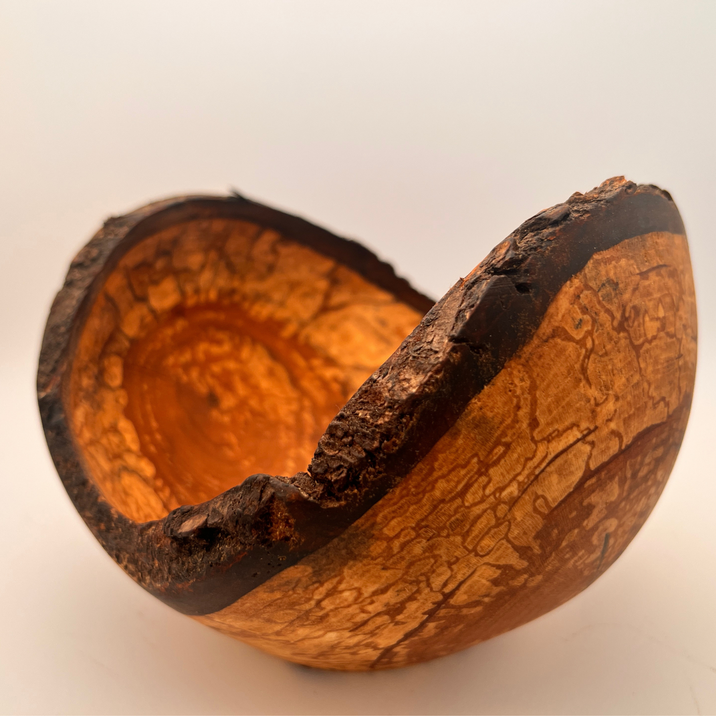 Holzschale mit rohem Rand Ⅱ