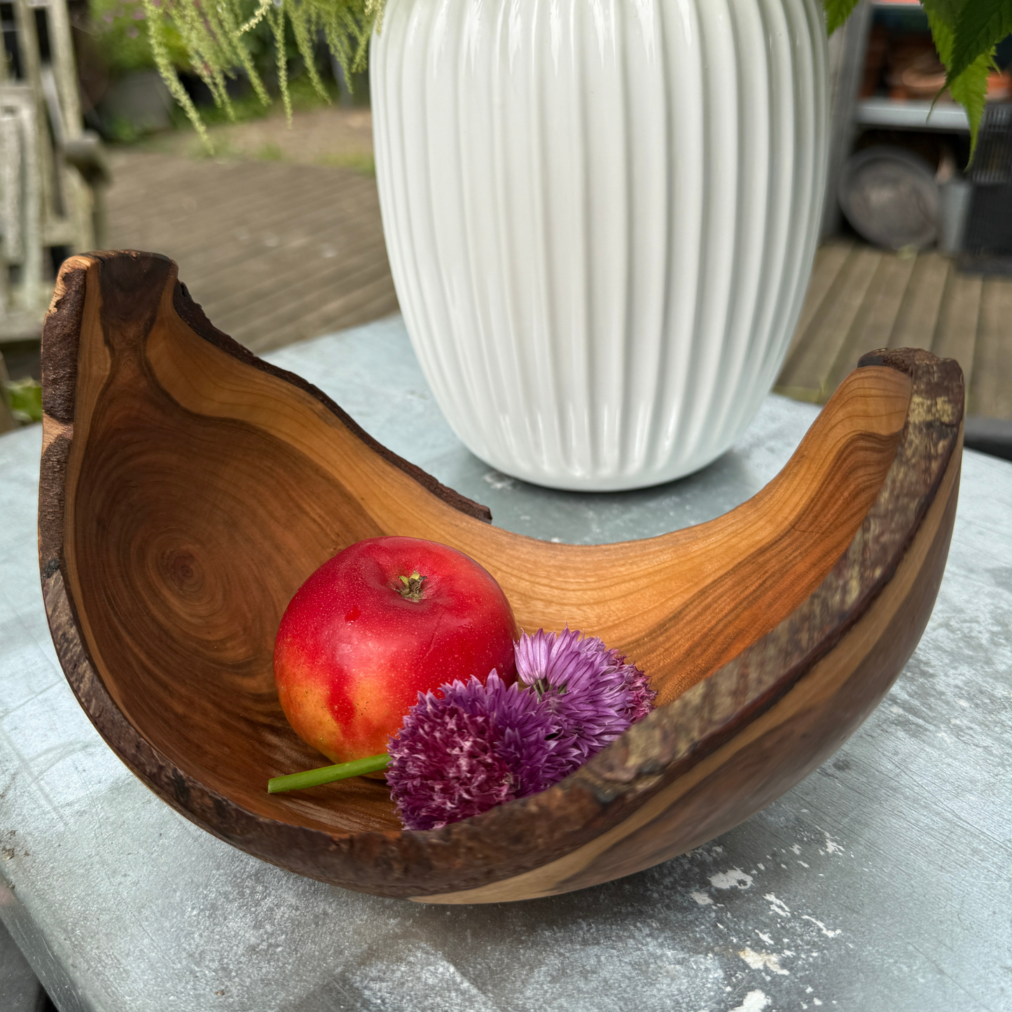 Black cherry Bowl with Bark Edge – Compact Organic Form