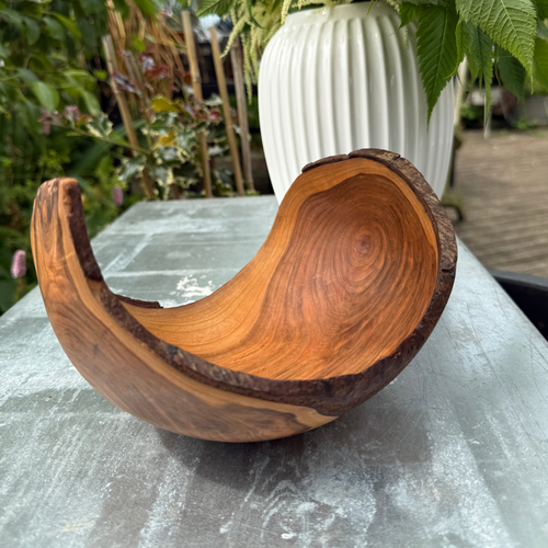 Black cherry Bowl with Bark Edge – Compact Organic Form