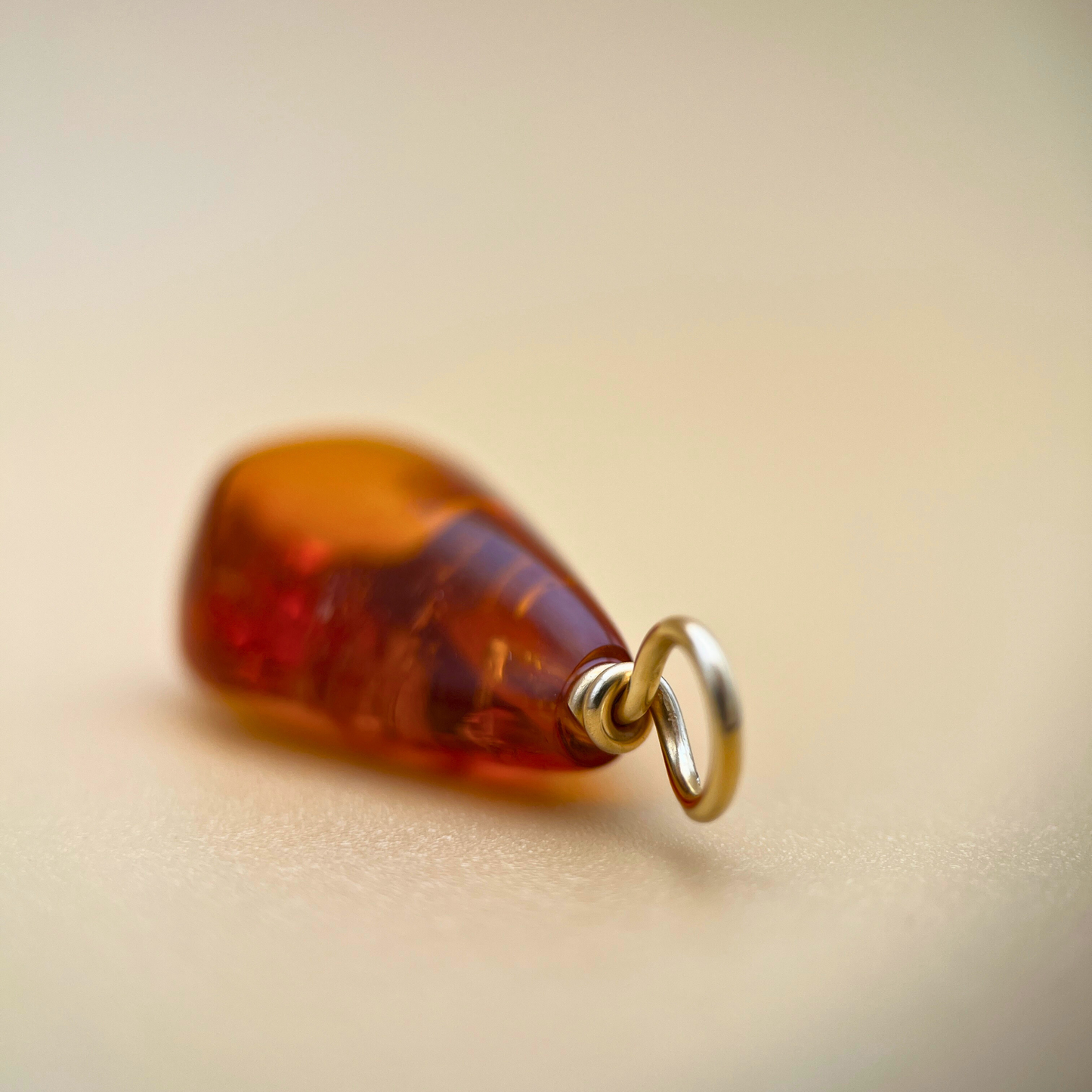 Goldener Tropfen-Dendant