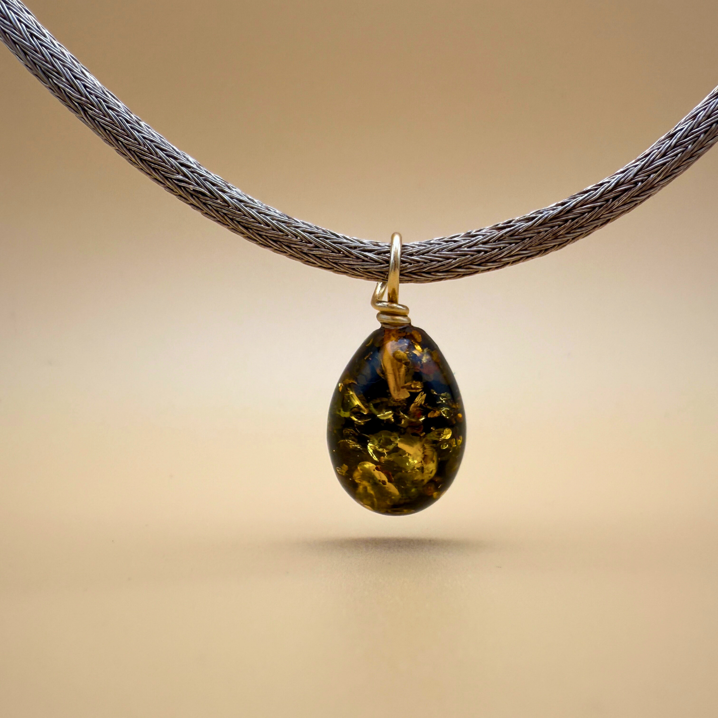 Green Amber Drop Pendant – 14k Gold