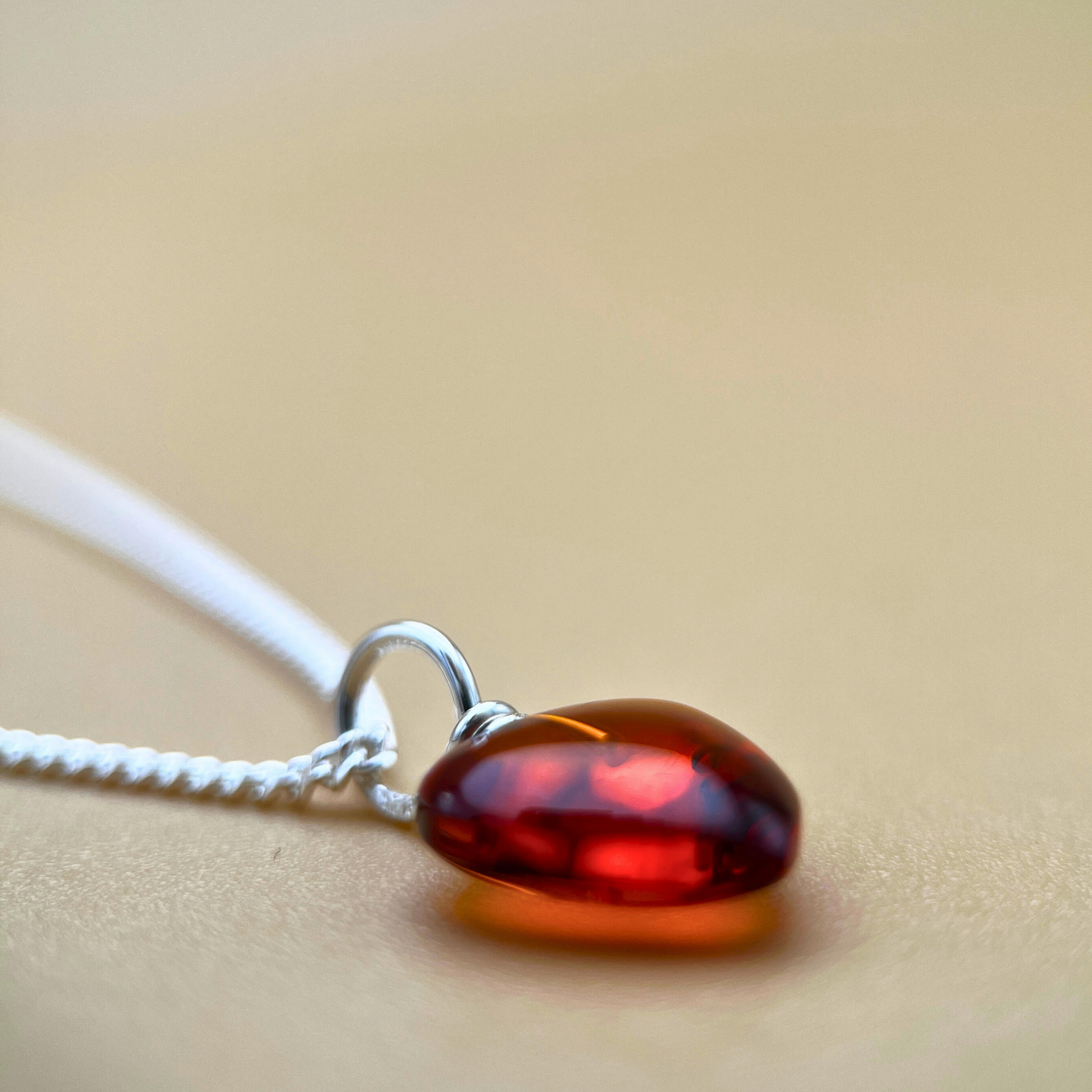 Little Sweetheart penant with chain