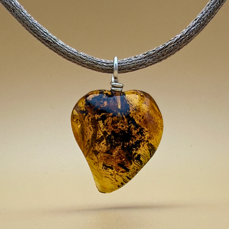 Dansing Heart pendant