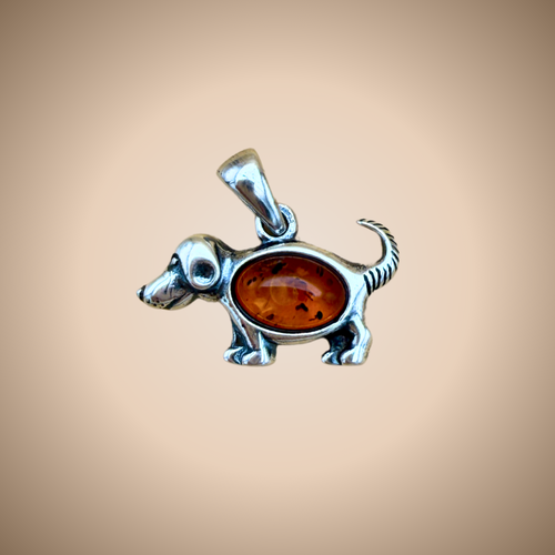 Dachshund Charm – Playful Pendant