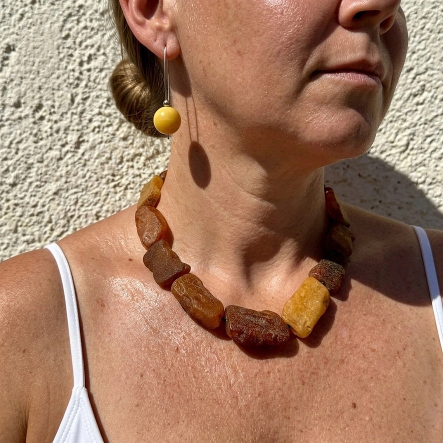 Raw Amber Necklace – deep rustic