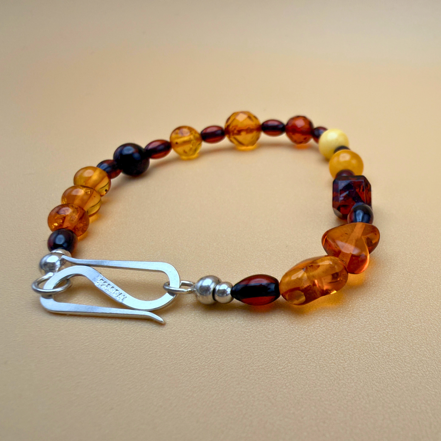 Krist Bracelet - S-hook