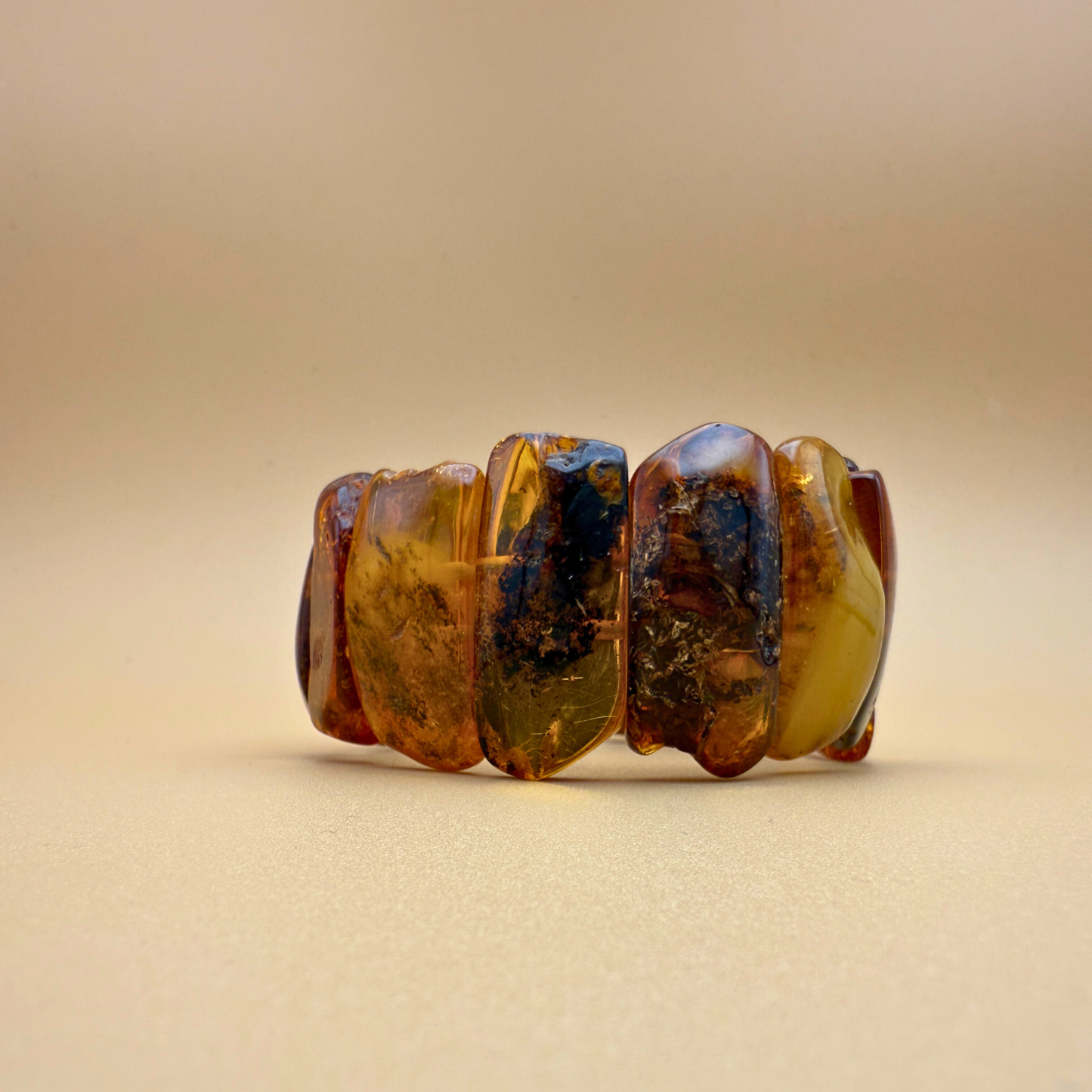 Bernsteinarmband für den Herbst