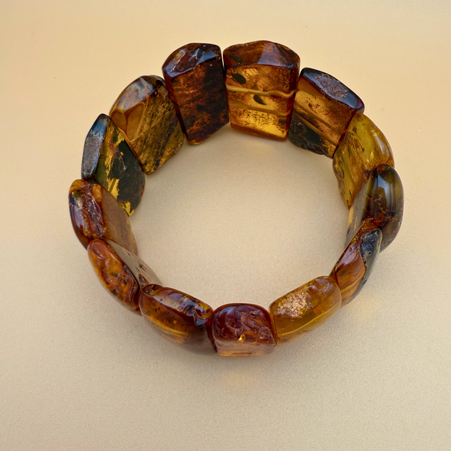 Bernsteinarmband für den Herbst