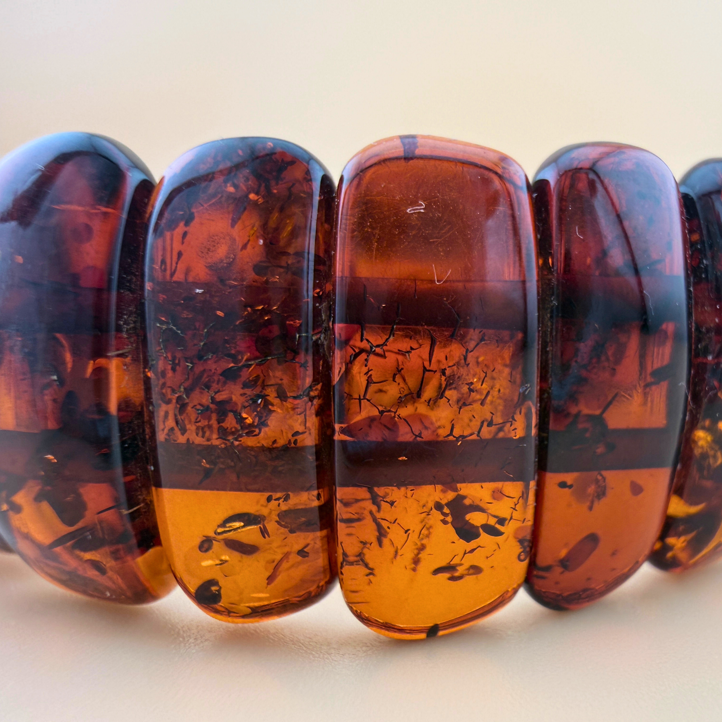 Mørk cognac shimmer armbånd
