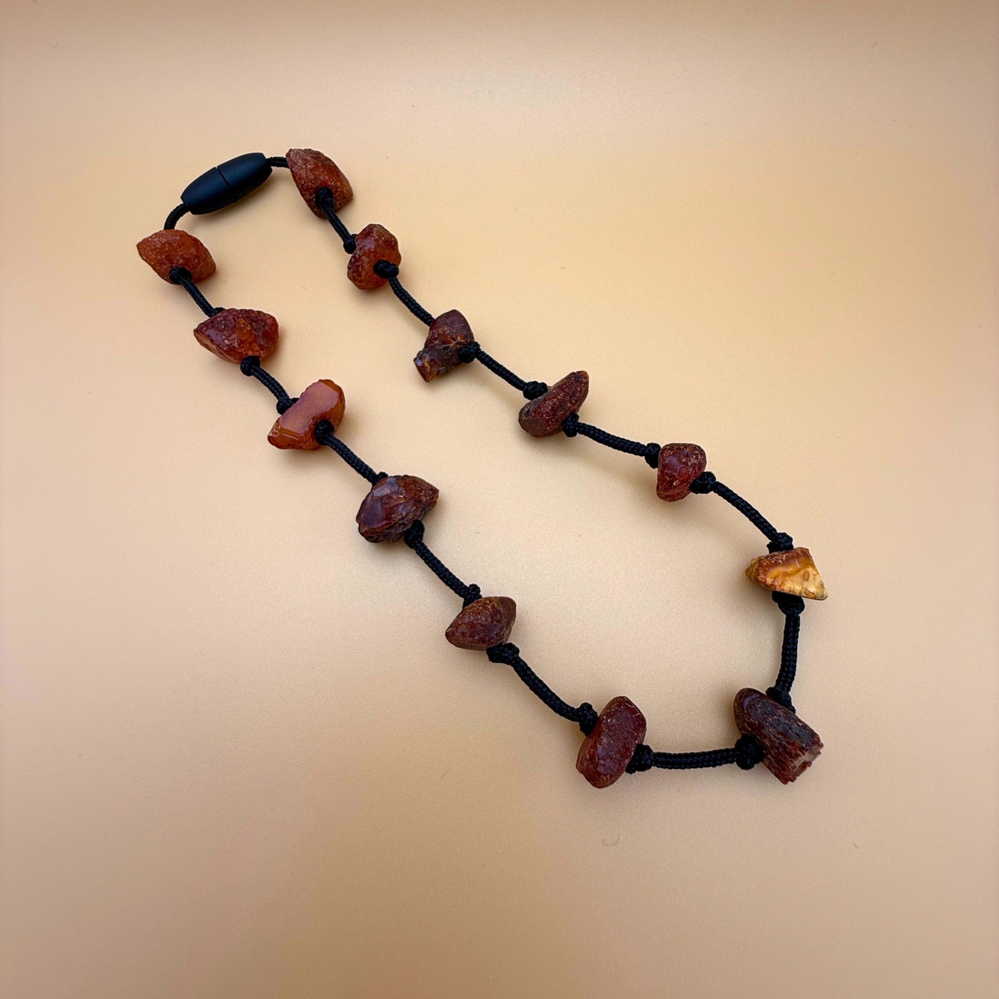 Amber Dog Collar – Natural Tick Protection