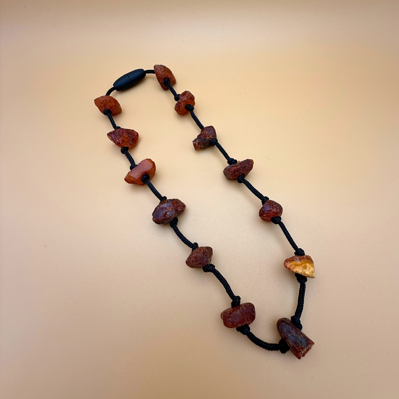 Amber Dog Collar – Natural Tick Protection