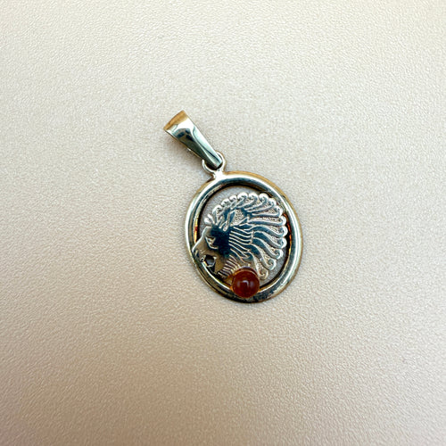 Leo 14kt Gold Zodiac Pendant