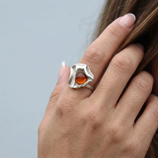 Wave Ring – No. 2 – Light cognac