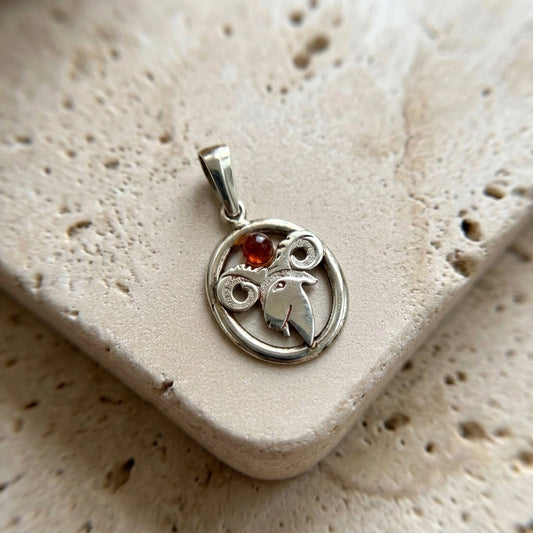 Capricorn 14kt Gold Zodiac Pendant