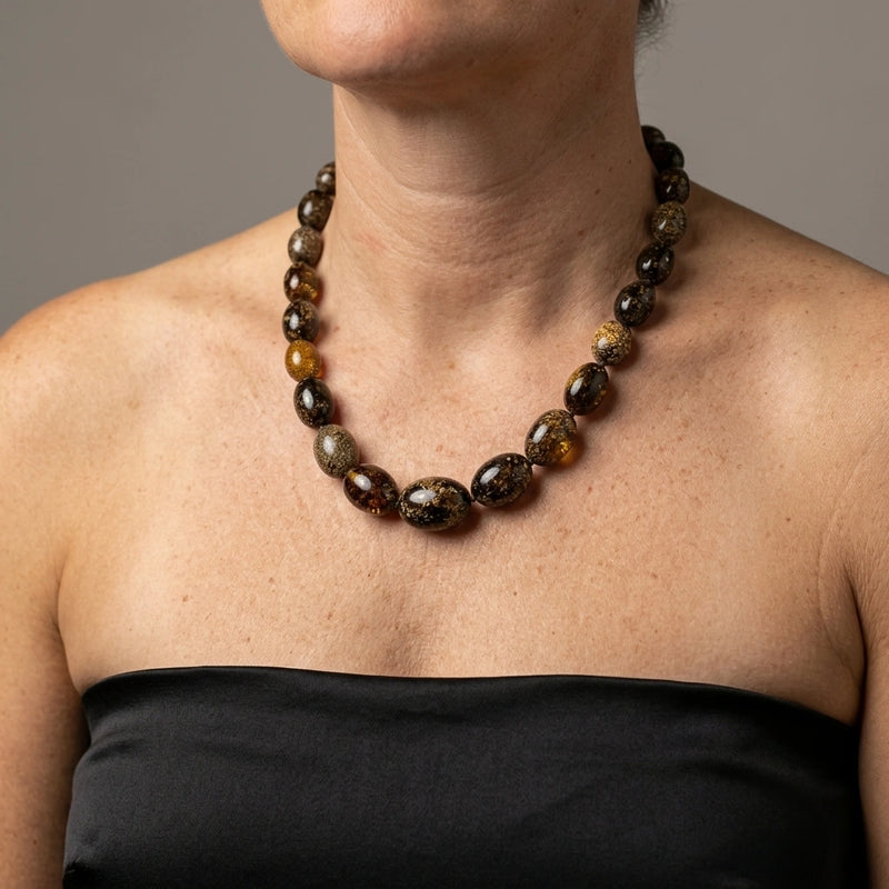 Moss Amber Necklace – Olive