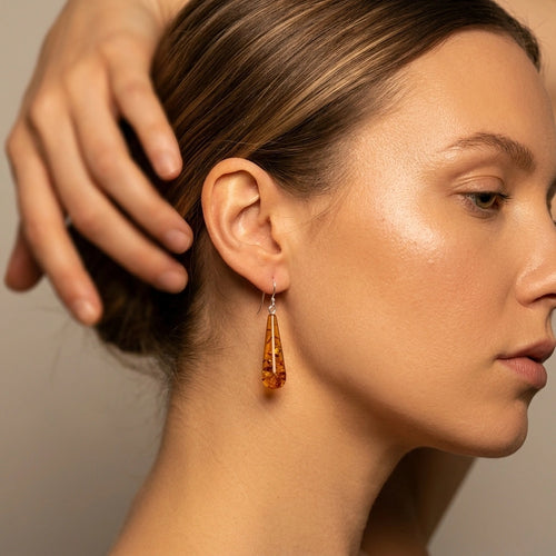 Pendula Cognac Shimmer Amber Earrings