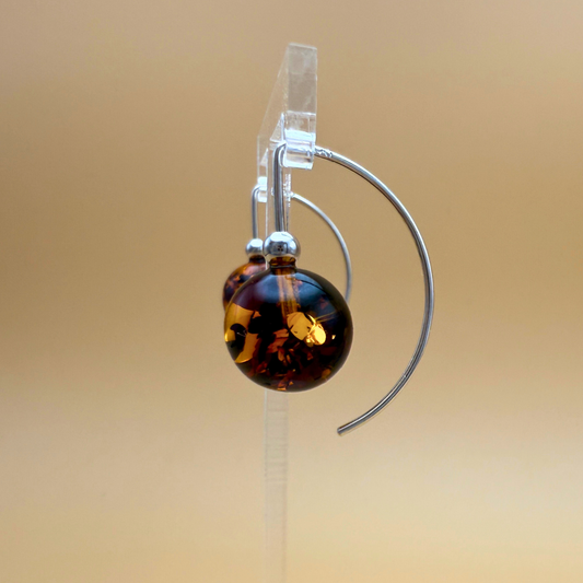 No. 1 Bernsteinohrringe – Mosslight