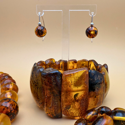 No. 1 Bernsteinohrringe – Mosslight