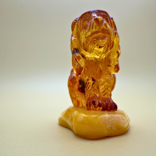 Rollo - Amber Dog Figure