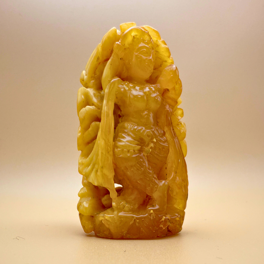 Göttliche Schönheit – Bernstein-Göttinnenfigur