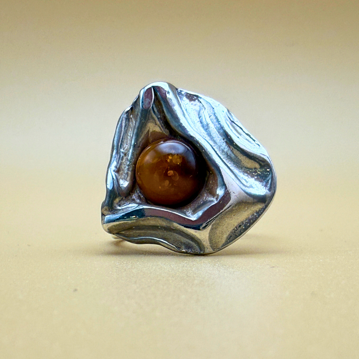 Wave Ring – No. 2 – Cloudy cognac