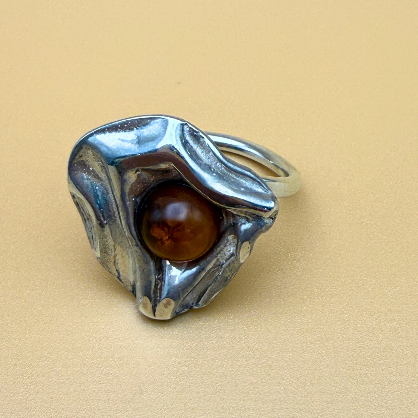Wave Ring – No. 2 – Cloudy cognac