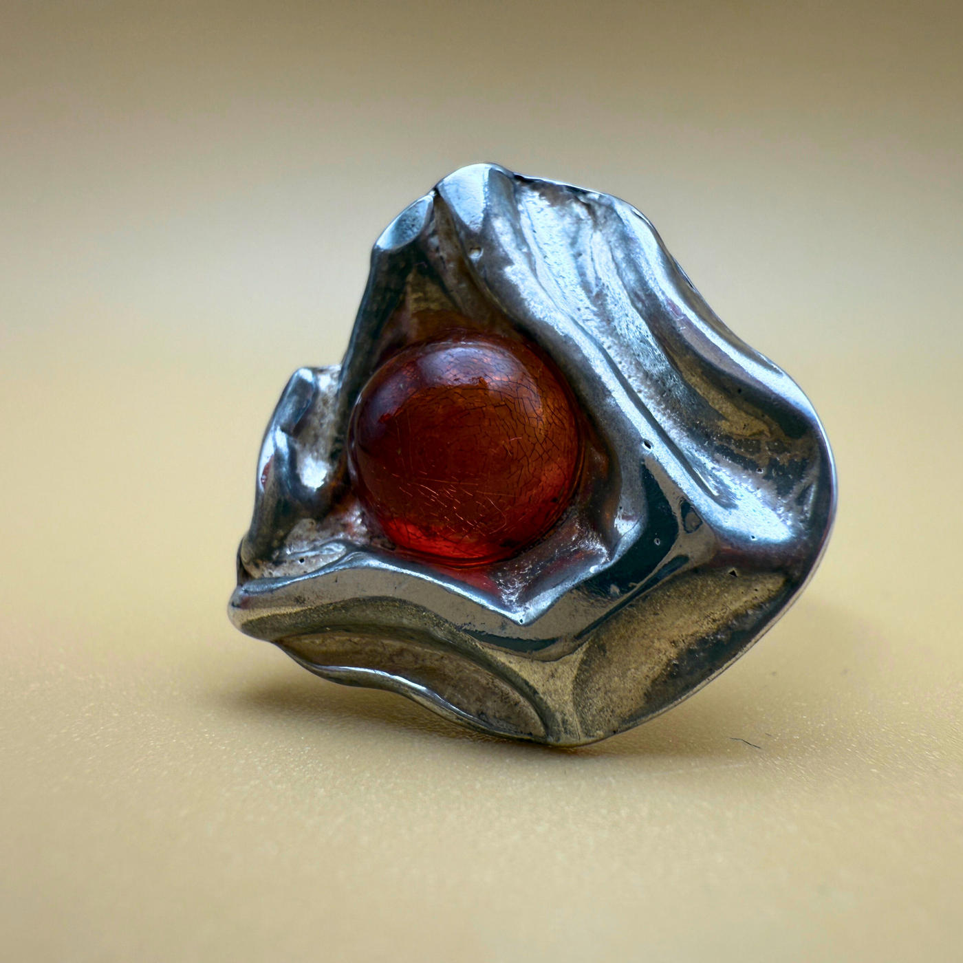 Wave Ring – No. 2 – Light cognac