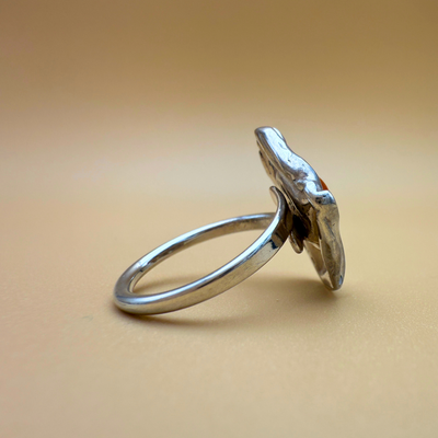 Wave Ring – No. 2 – Antique milk