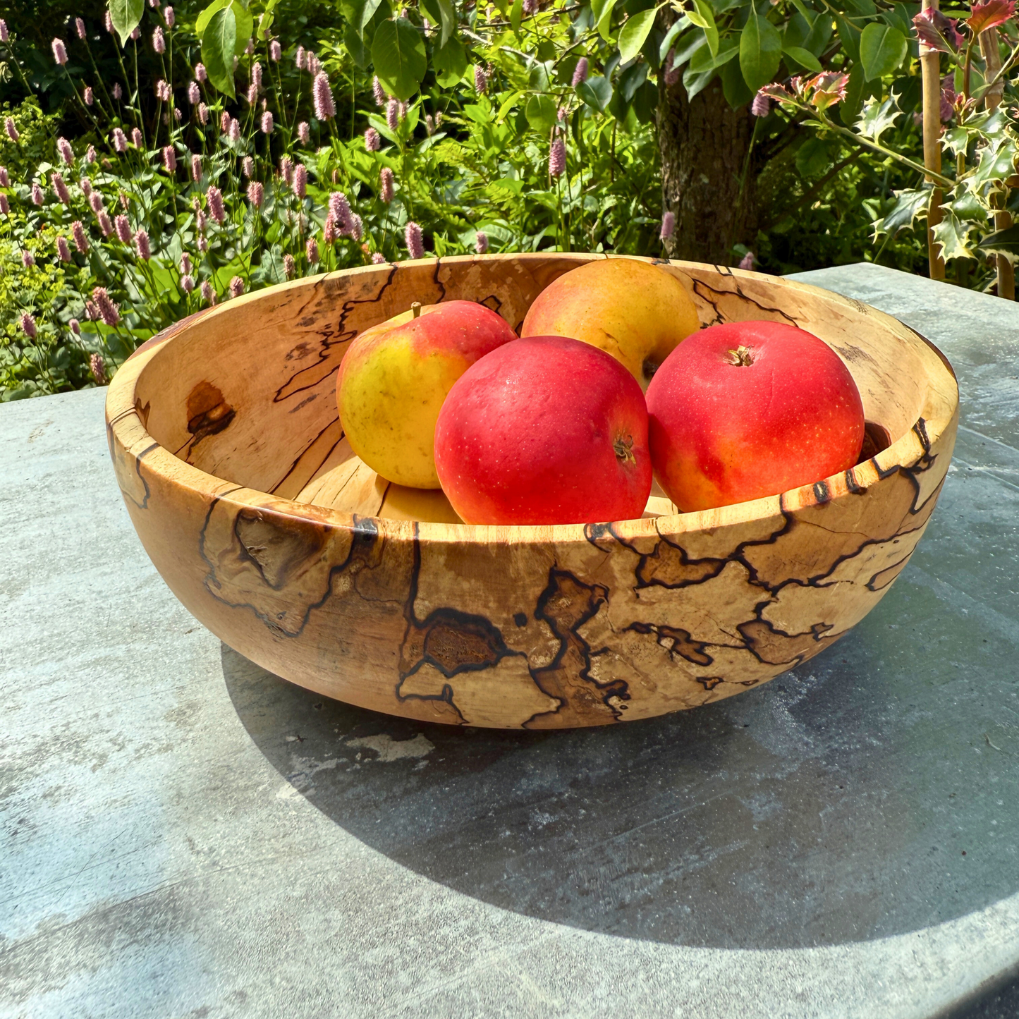 Große Schale aus gespaltener Birke – niedriges und breites Design