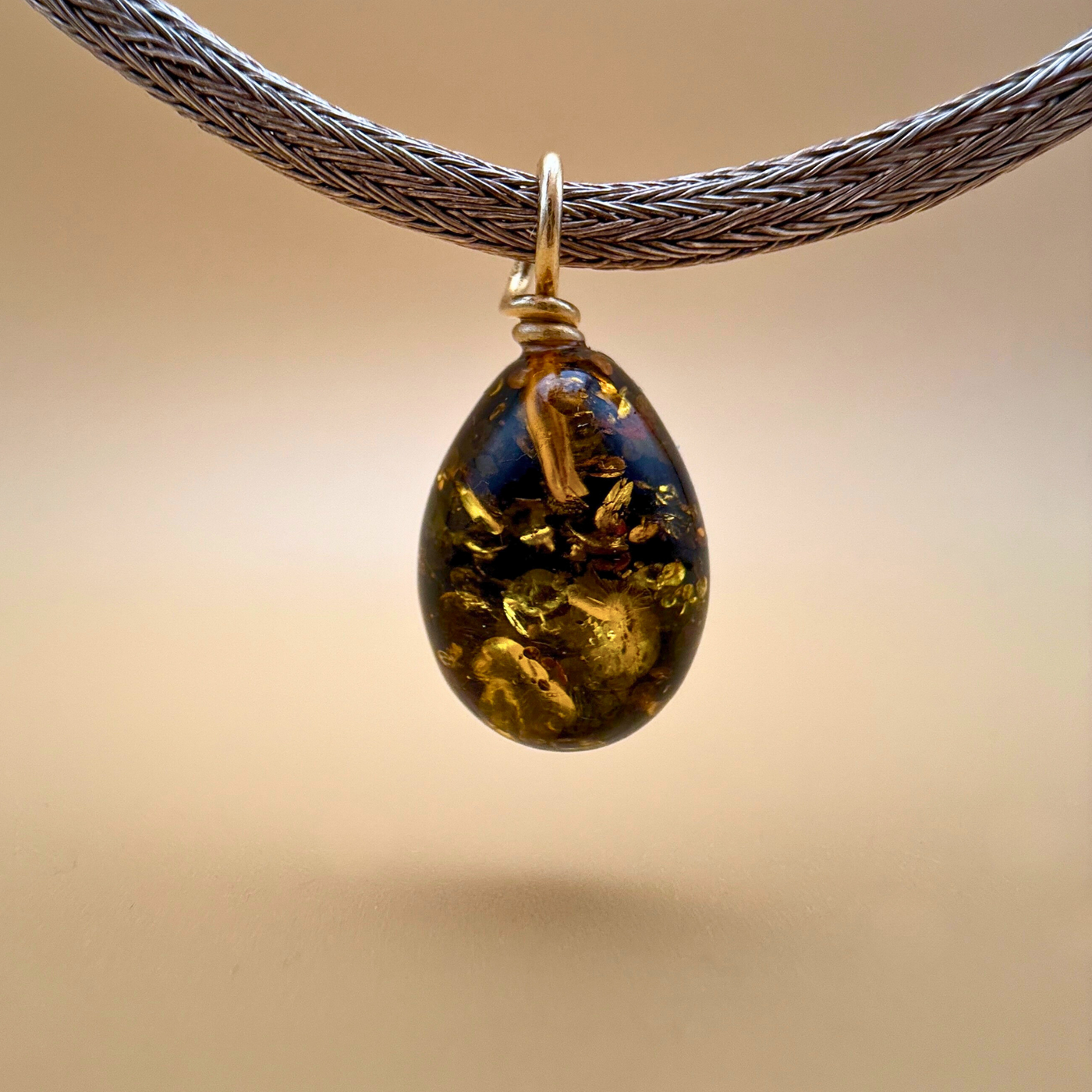 Green Amber Drop Pendant – 14k Gold