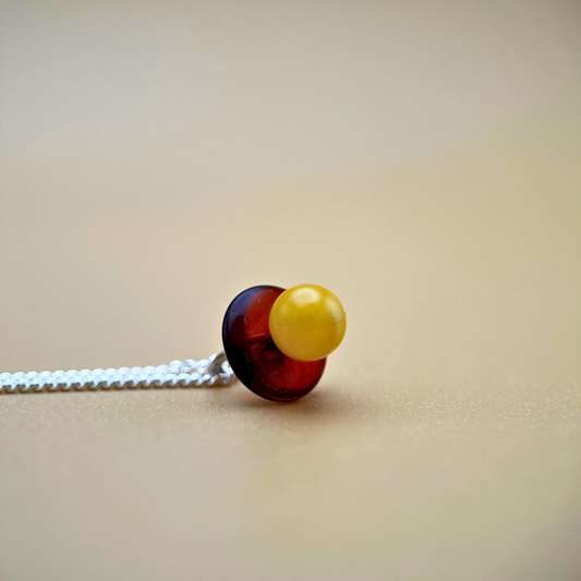 Bernstein-Binky-Anhänger mit Kette