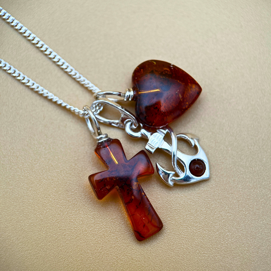 Glaube, Hoffnung &amp; Liebe Anhänger mit Kette
