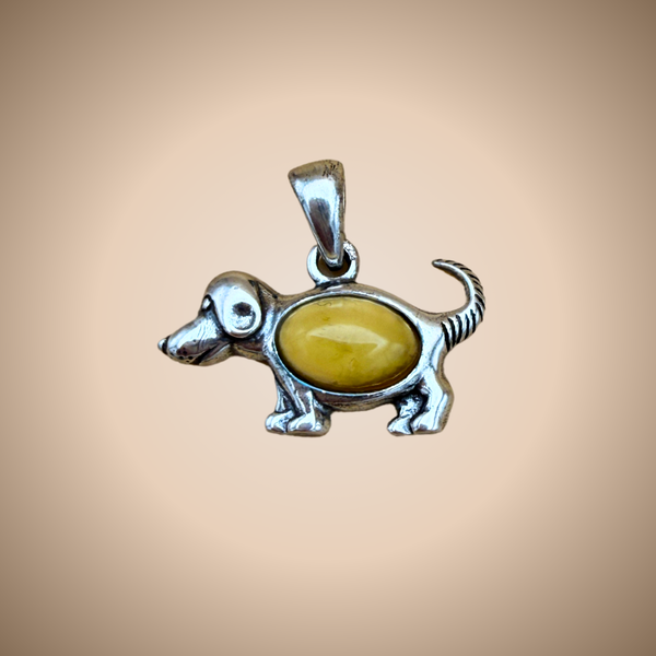 Dachshund Charm – Playful Pendant